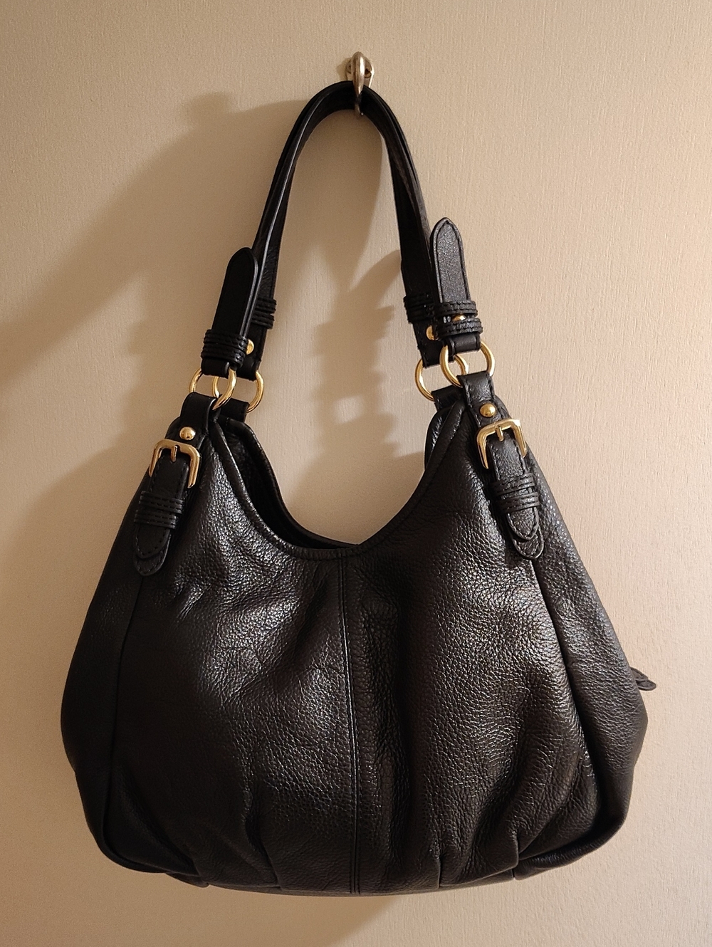 Danier Leather Classic Black Genuine Leather Hobo Bag